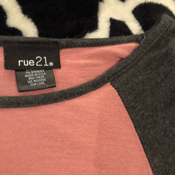 Rue 21 - Picture 4 of 5